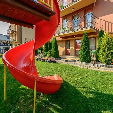 פארק נופש Nemo 2 *